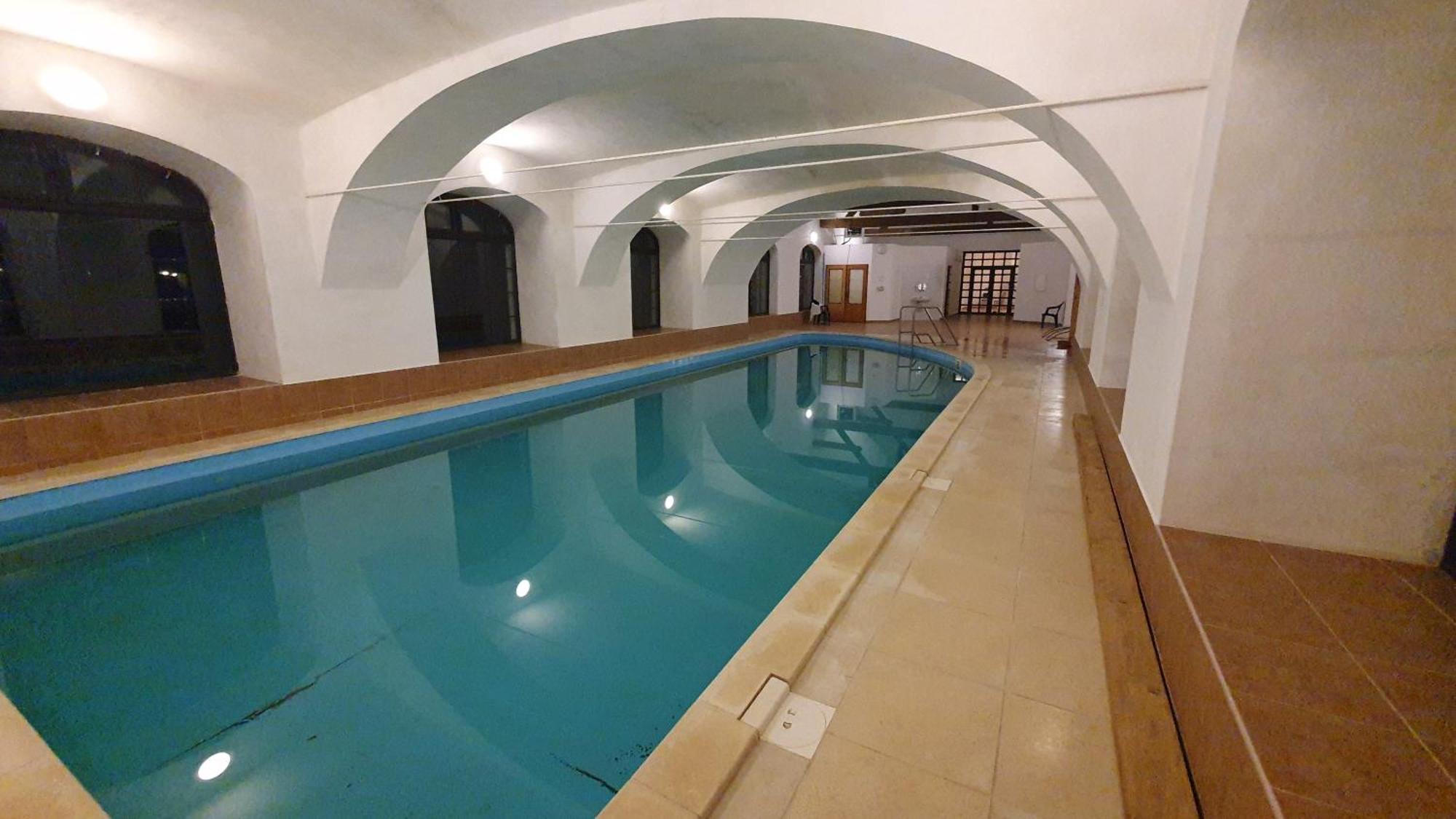Holensky Dvur Hotel Ratiboř Kültér fotó